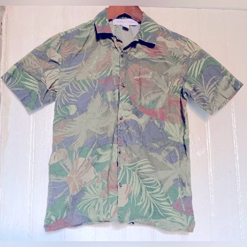*3 for $20* Old Navy kids button down Hawaiian short sleeved shirt, sz 10/12.
